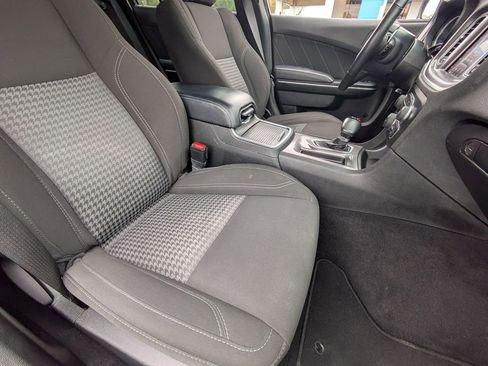 Used 2022 Dodge Charger SXT image 32