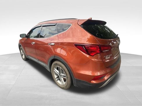 Used 2017 Hyundai Santa Fe Sport FWD image 6