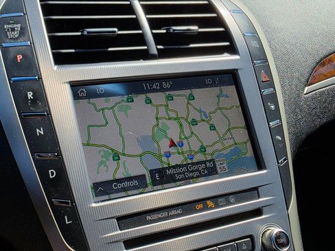 Used 2020 Lincoln MKZ Reserve image 26