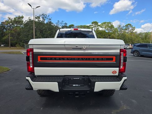 New 2026 Ford F250 Lariat w/ Black Appearance Package AWD/4WD image 5