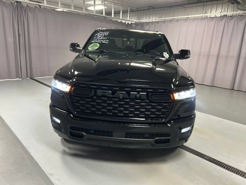 Used 2025 RAM 1500 Big Horn AWD/4WD image 2