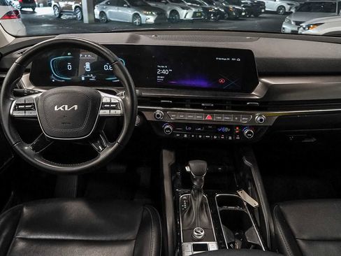 Used 2024 Kia Telluride LX image 12