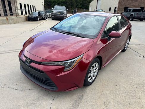 Used 2023 Toyota Corolla LE FWD image 9
