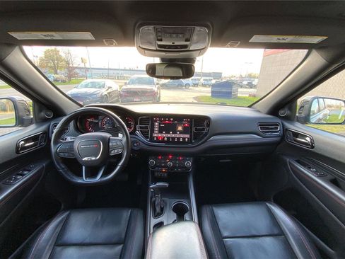 Used 2024 Dodge Durango GT image 32