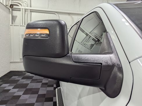 Used 2024 RAM 2500 Big Horn w/ Bed Utility Group image 9