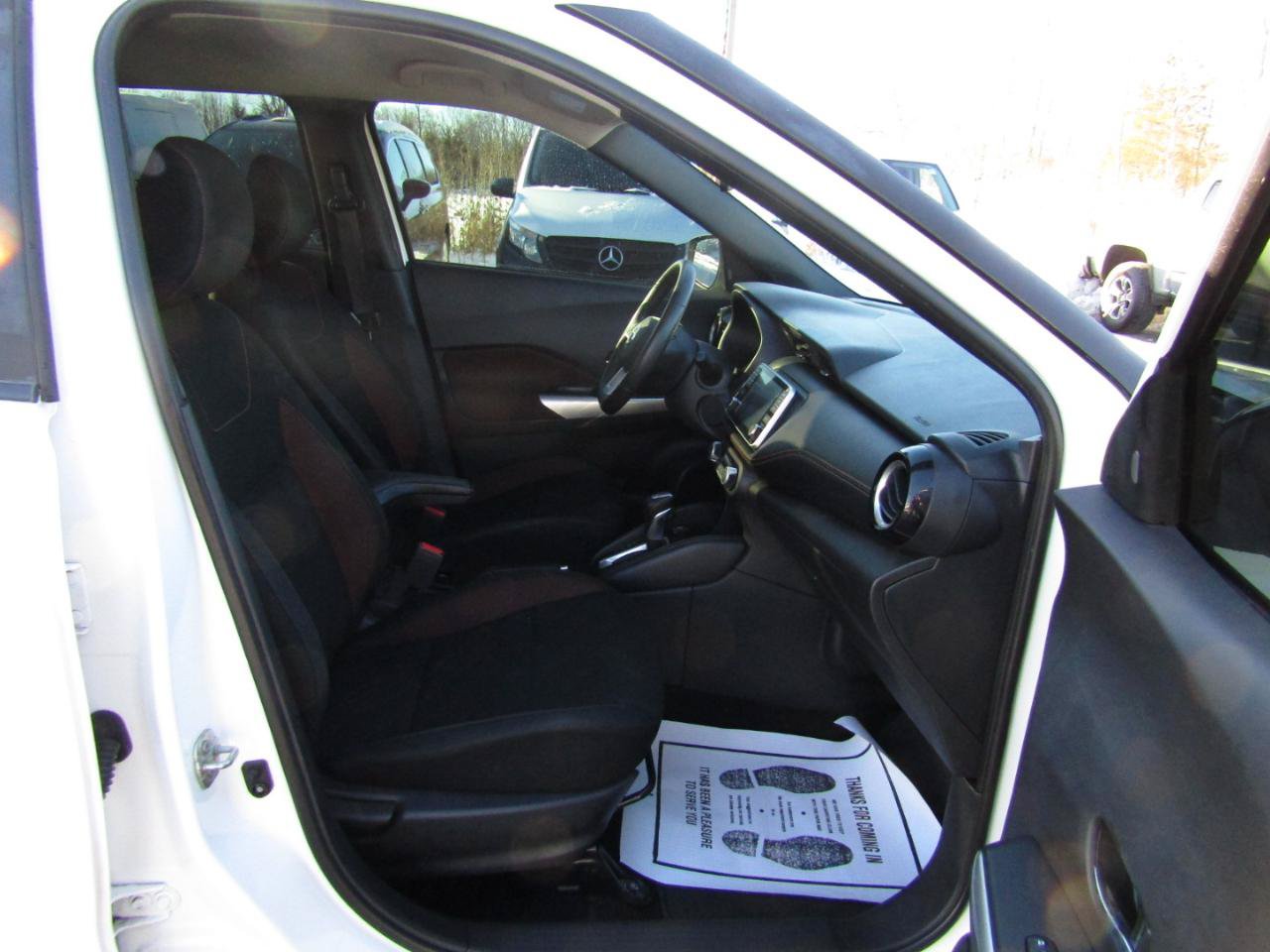 Used 2020 Nissan Kicks SR FWD image 22