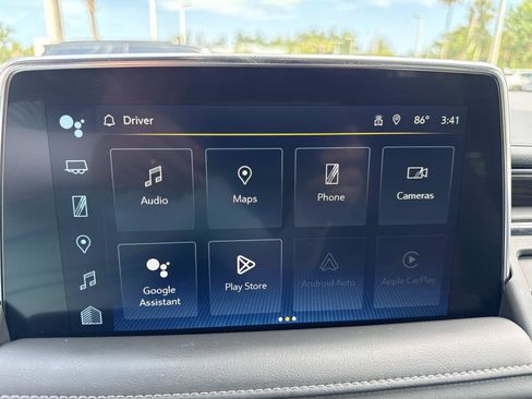 Used 2022 Chevrolet Tahoe Z71 w/ Luxury Package AWD/4WD image 24