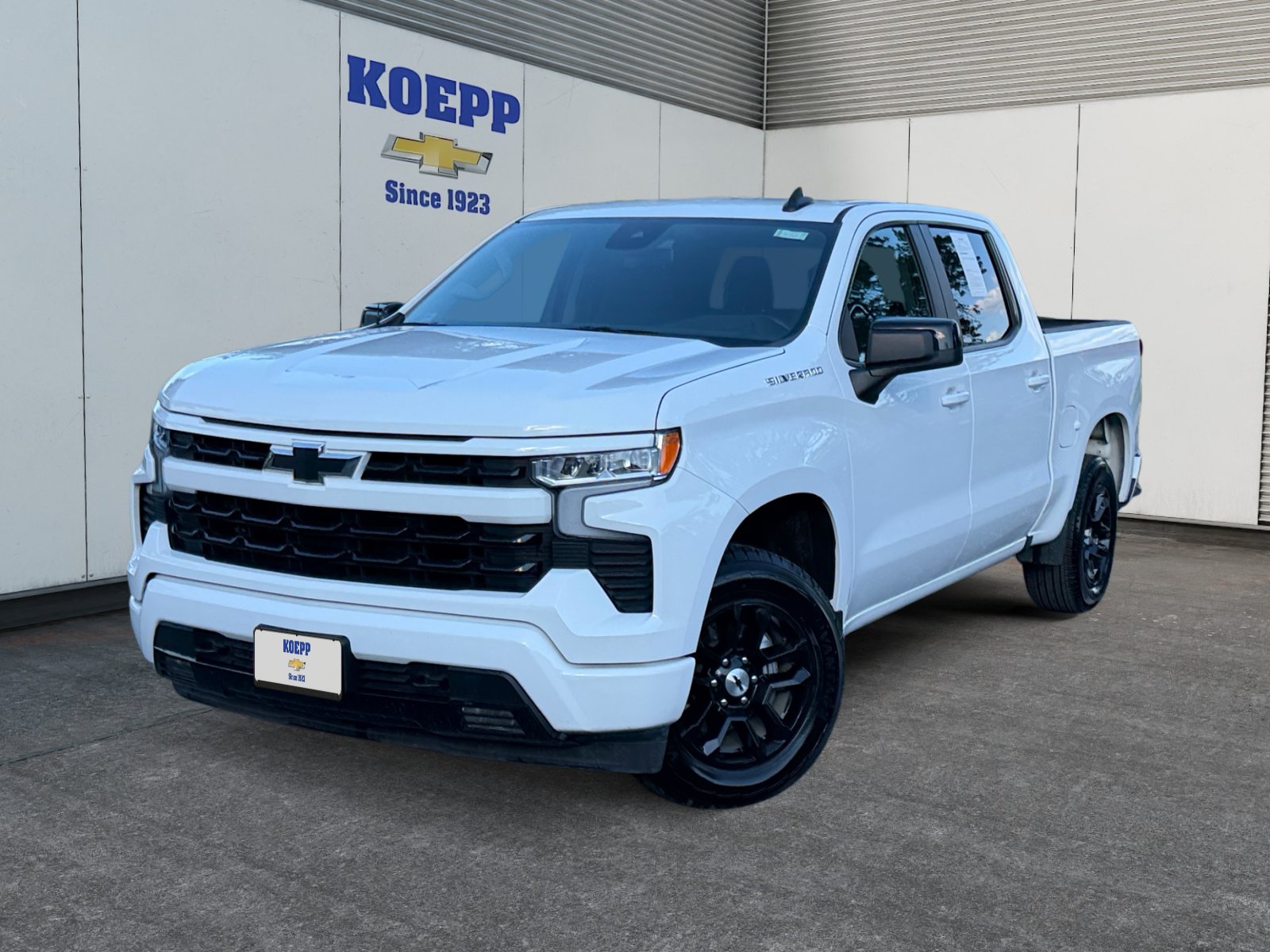 Used 2026 Chevrolet Silverado 1500 RST RWD image 1