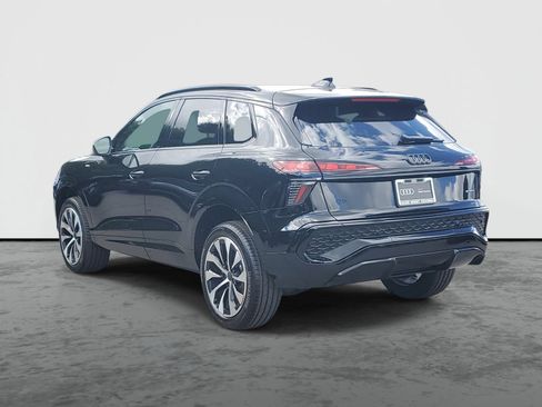 New 2026 Audi Q3 quattro 2.0T AWD/4WD image 3