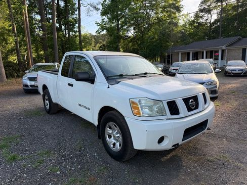 Used 2007 Nissan Titan XE w/ Preferred Pkg image 8