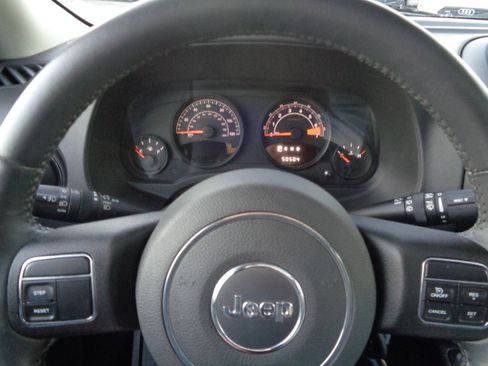 Used 2017 Jeep Patriot High Altitude image 29