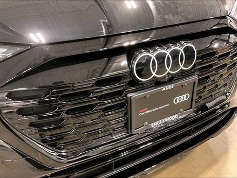 Used 2024 Audi Q8 e-tron Premium Plus w/ Premium Plus Package AWD/4WD image 30