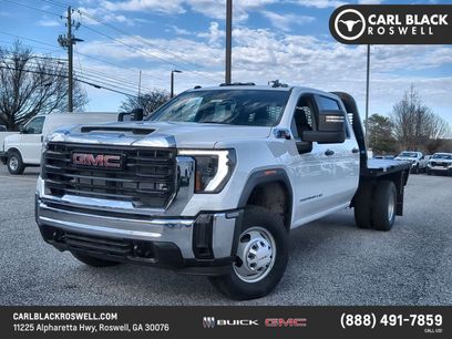 New 2025 GMC Sierra 3500 Pro w/ Convenience Package
