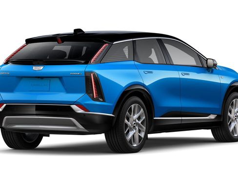 New 2025 Cadillac Optiq Luxury 1 image 5