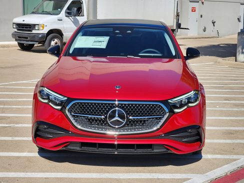 New 2026 Mercedes-Benz E 350 4MATIC Sedan image 5