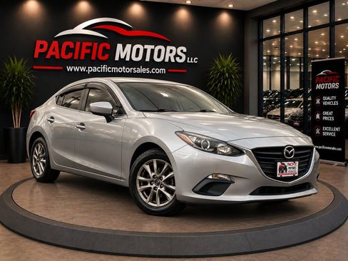 Used 2016 MAZDA MAZDA3 i Sport w/ Preferred Equipment Package FWD image 2