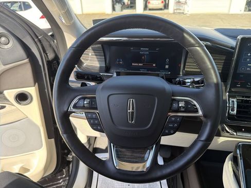 Used 2022 Lincoln Navigator L Black Label image 22