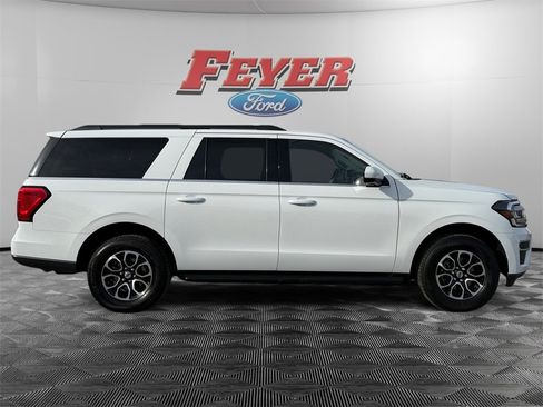 Certified 2024 Ford Expedition Max XLT image 6