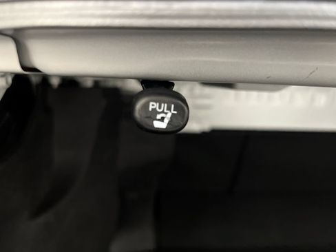 Used 2025 Toyota Camry LE FWD image 37