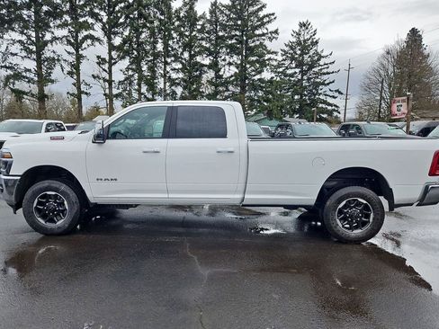 New 2026 RAM 2500 Laramie AWD/4WD image 4