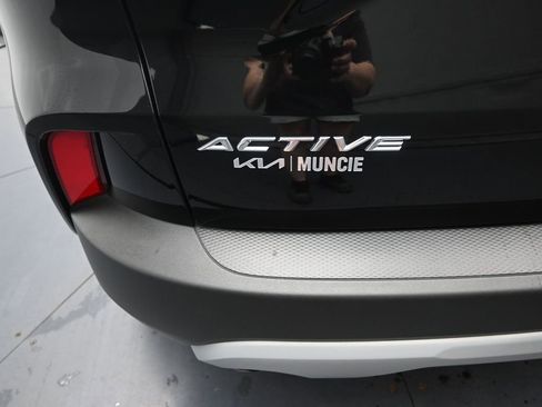 Used 2024 Ford Escape Active AWD/4WD image 10