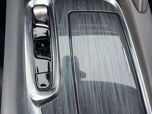 Certified 2023 Buick Enclave Essence FWD image 23