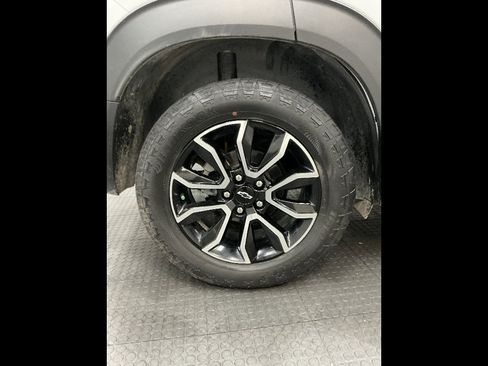 Used 2024 Chevrolet TrailBlazer ACTIV w/ Convenience Package AWD/4WD image 38