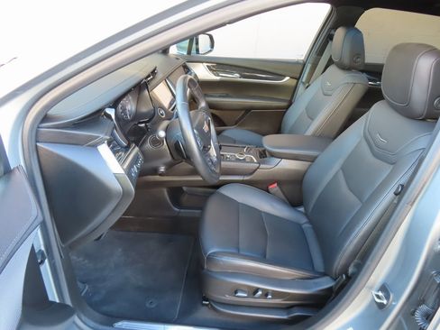 Used 2023 Cadillac XT5 Premium Luxury w/ Technology Package image 31