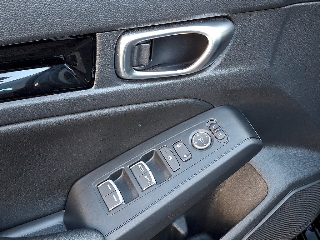 Used 2024 Honda Civic EX-L image 13