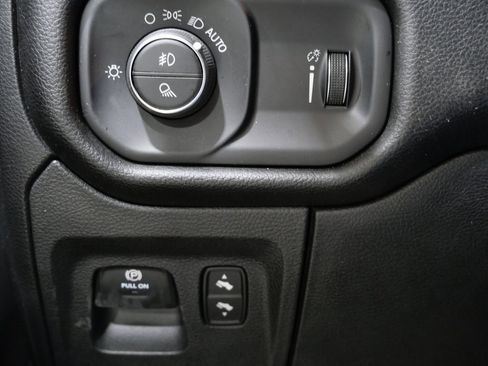 Used 2023 RAM 1500 Big Horn image 13