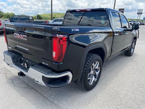 Used 2025 GMC Sierra 1500 SLT AWD/4WD image 6
