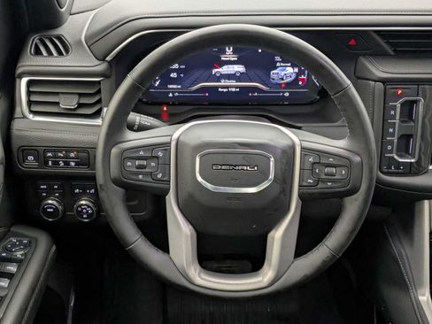 Used 2024 GMC Yukon XL Denali image 26