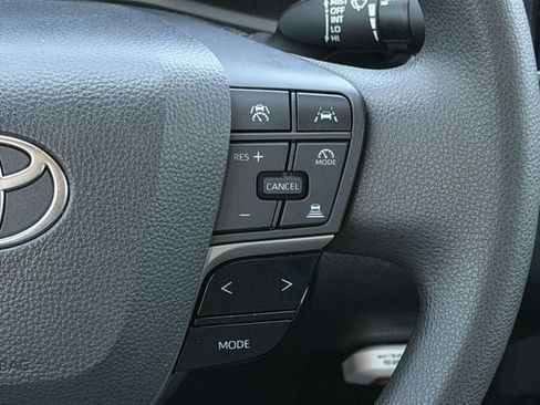Used 2025 Toyota Camry LE w/ Convenience Package FWD image 14