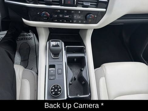 Certified 2025 Nissan Pathfinder SL w/ SL Premium Package AWD/4WD image 20