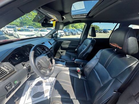 Used 2023 Honda Passport TrailSport image 9