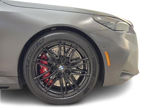 Used 2025 BMW M5 Touring image 7
