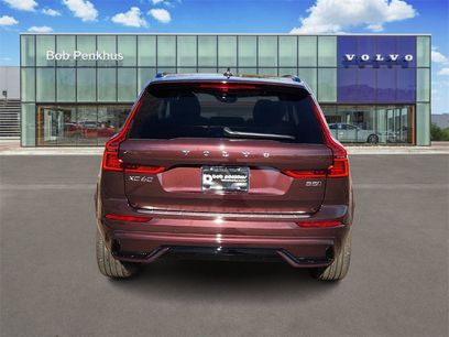New 2026 Volvo XC60 B5 Ultra w/ Climate Package