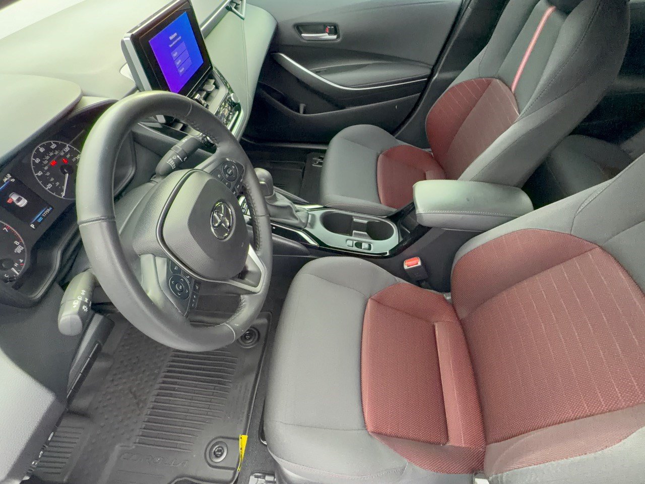 Certified 2024 Toyota Corolla Sedan w/ SE Convenience Package FWD image 5