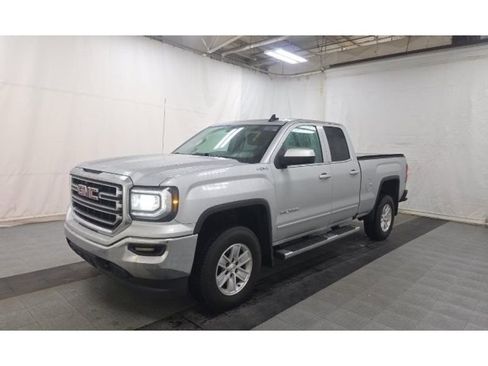 Used 2016 GMC Sierra 1500 SLE image 1