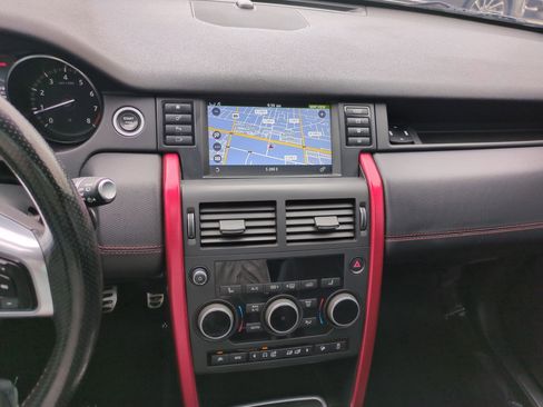 Used 2017 Land Rover Discovery Sport HSE Luxury image 28