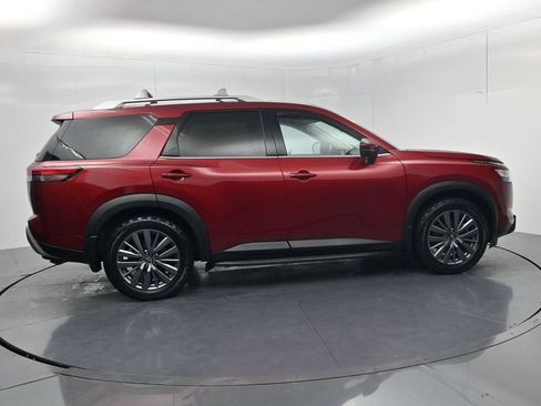 Used 2023 Nissan Pathfinder SL w/ SL Premium Package AWD/4WD image 8