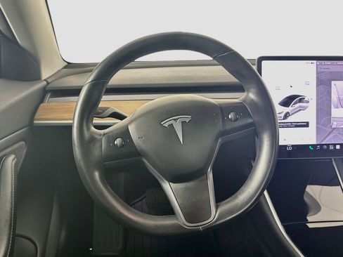 Used 2018 Tesla Model 3 Long Range RWD image 18