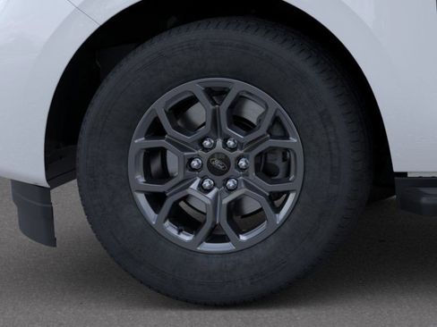 New 2025 Ford Expedition Active image 20