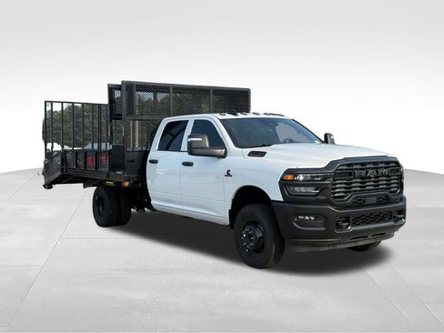 New 2026 RAM 3500 Tradesman AWD/4WD image 30