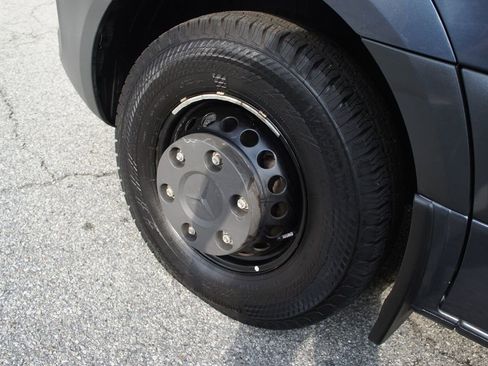 Used 2019 Mercedes-Benz Sprinter 4500 image 6