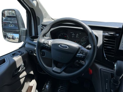 Used 2023 Ford Transit 350 XLT RWD image 11