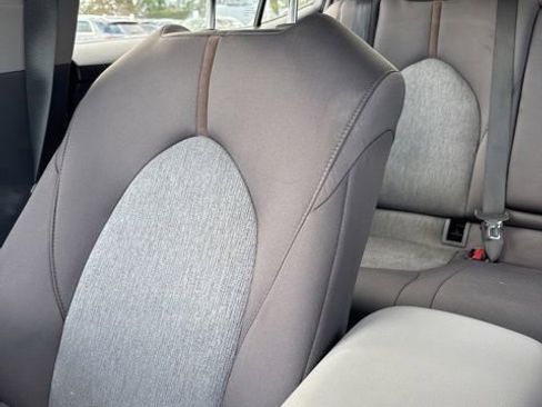 Used 2019 Toyota Camry LE image 13