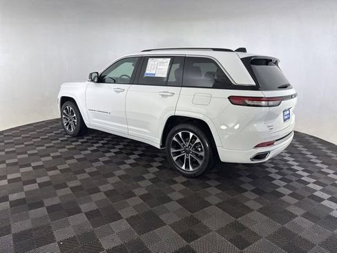 Used 2023 Jeep Grand Cherokee Overland w/ Adv Protech Group III AWD/4WD image 9