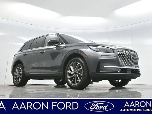 Used 2023 Lincoln Corsair FWD w/ Equipment Group 101A image 2
