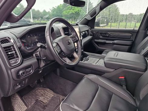 Used 2025 RAM 1500 Limited AWD/4WD image 13